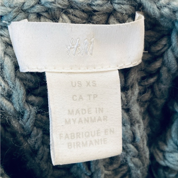 Chunky Sage Green Boxy Sweater Size XS Polyester/Acrylic/Wool H&M Warm Cosy - Picture 4 of 5